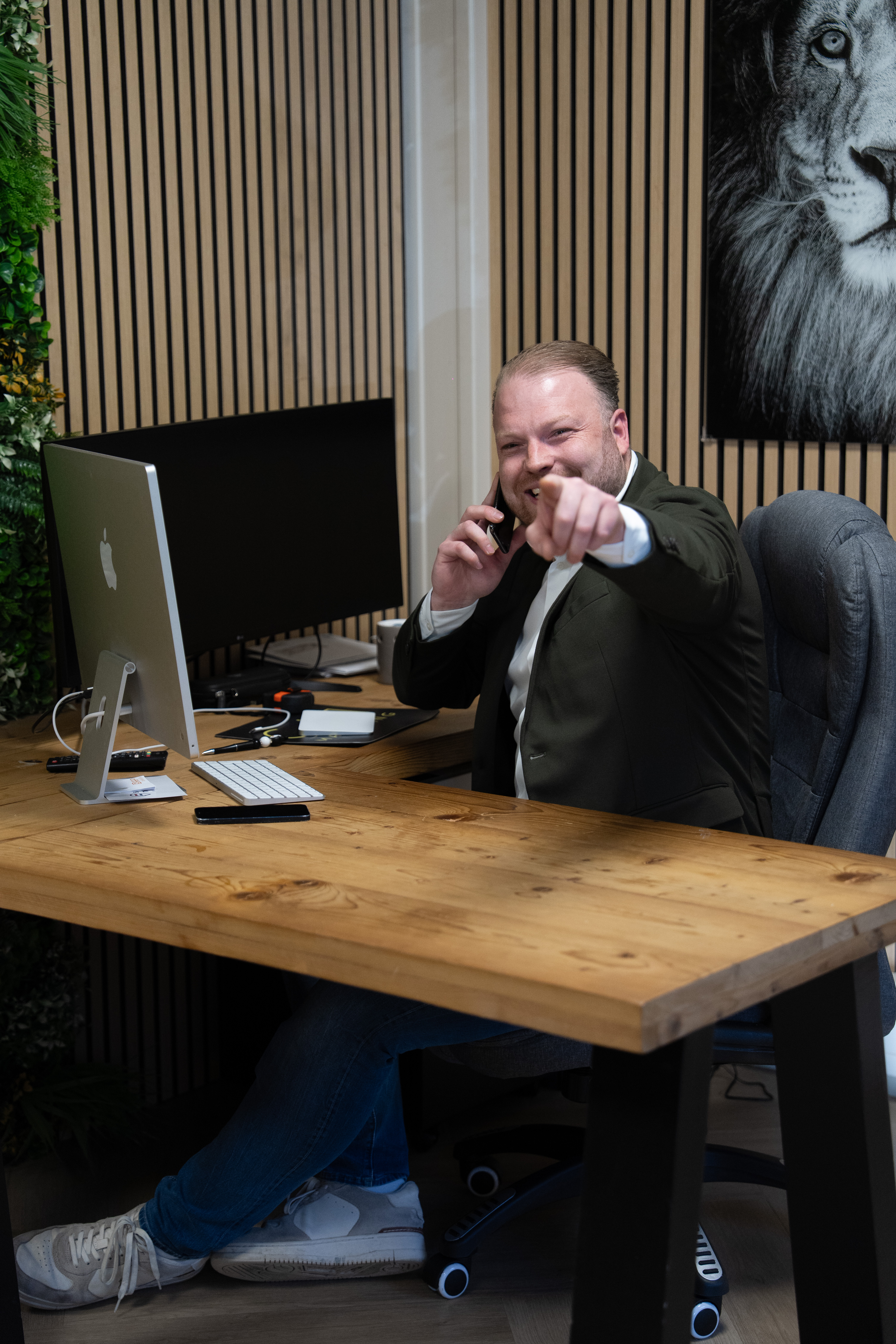 Serviceloket Nederland adviseur aan het werk